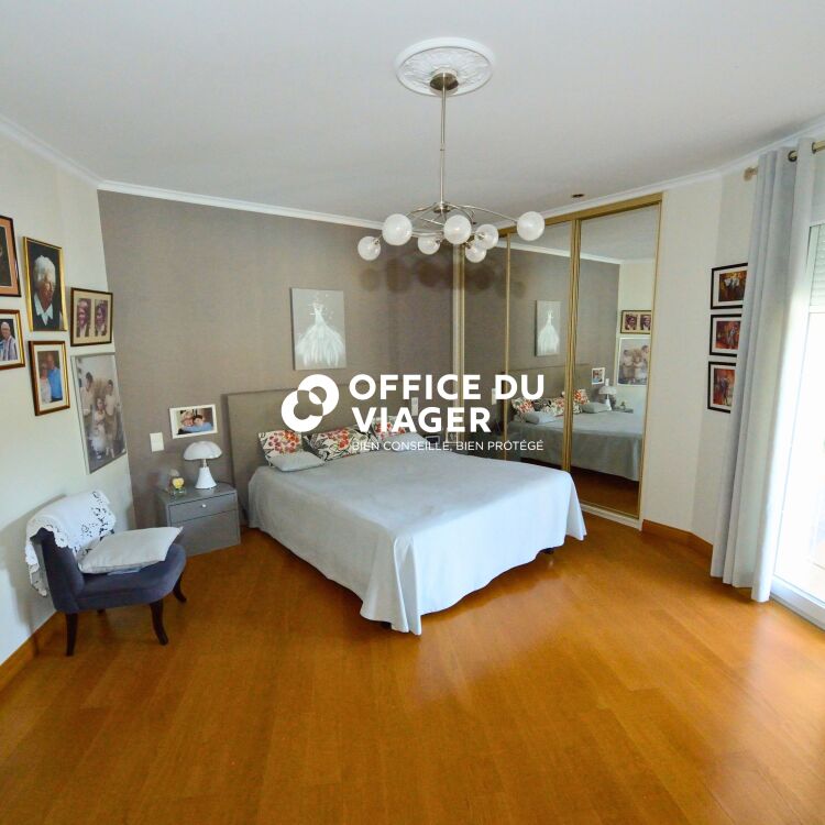Maison d'exception - 5 pièces - 210,36 m²