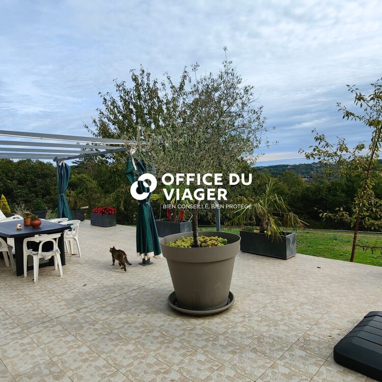 Maison - 4 pièces - 160 m²