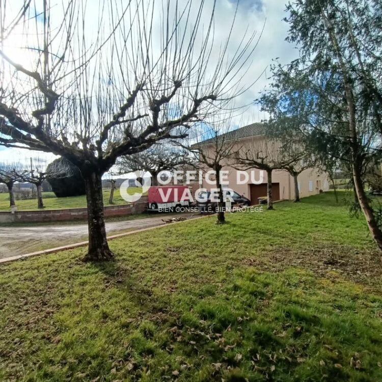 Maison - 6 pièces - 140 m²