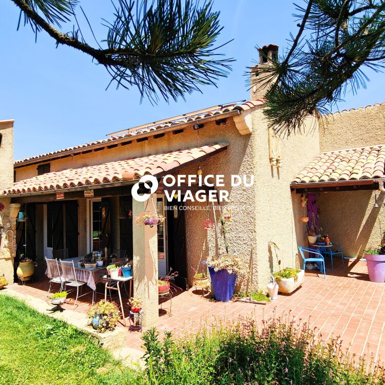 Maison - 7 pièces - 158 m²