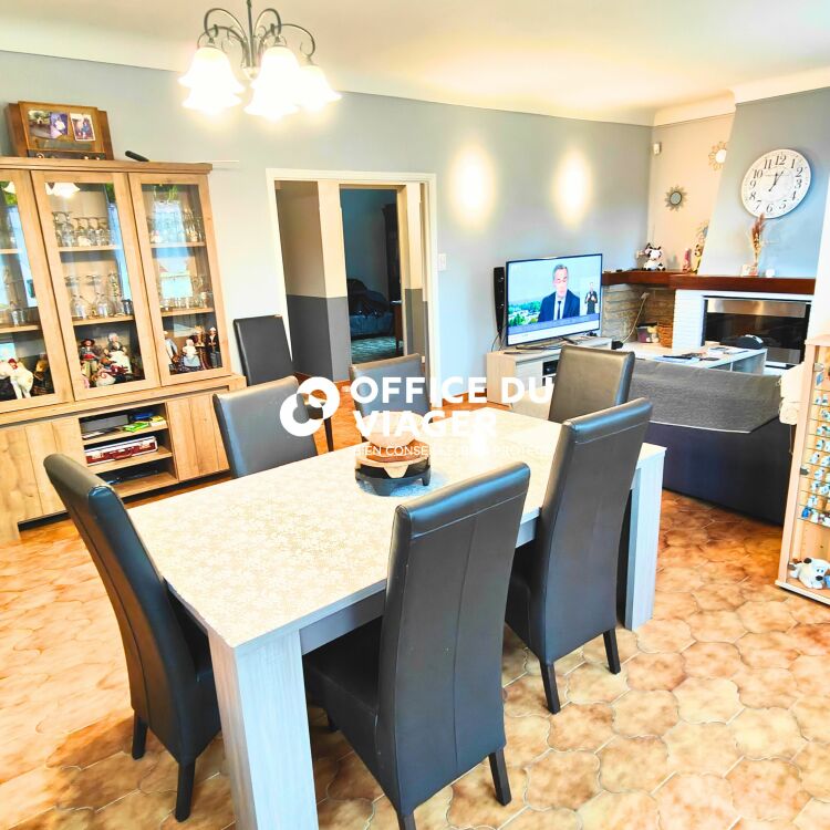 Maison - 6 pièces - 142,21 m²