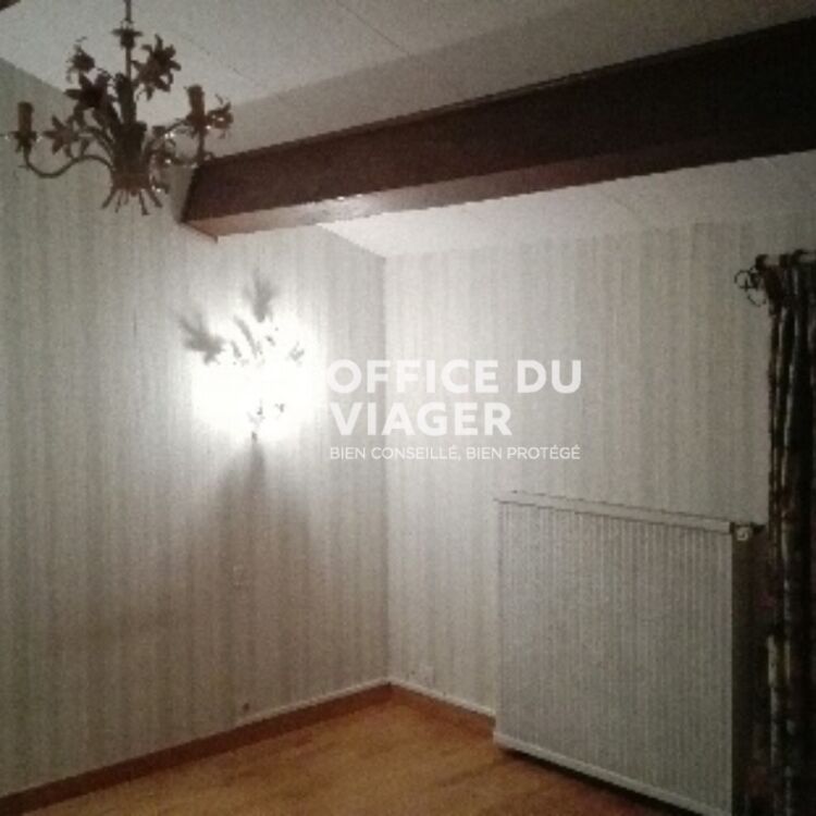 Maison - 8 pièces - 199 m²