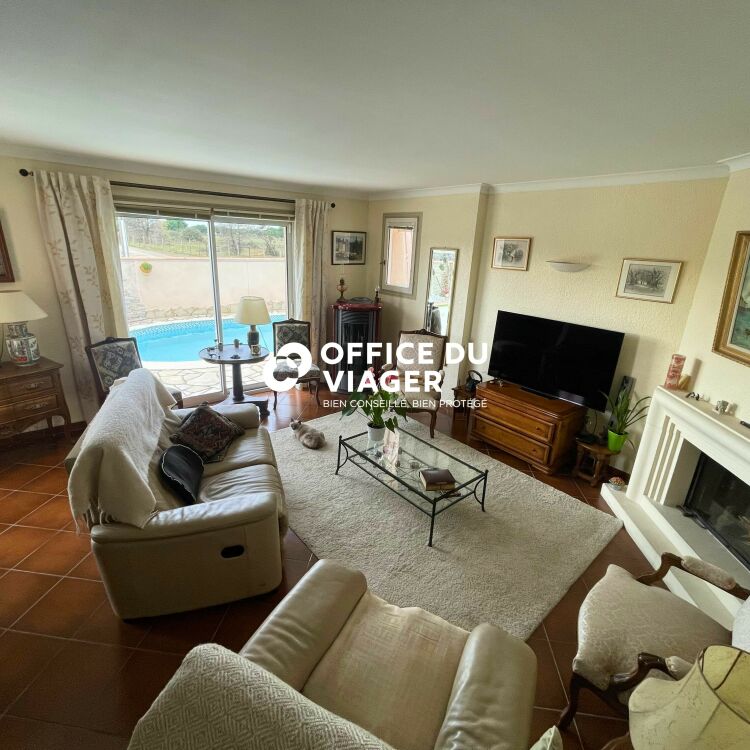 Maison - 6 pièces - 164,73 m²