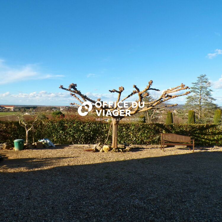 Maison - 4 pièces - 231,10 m²