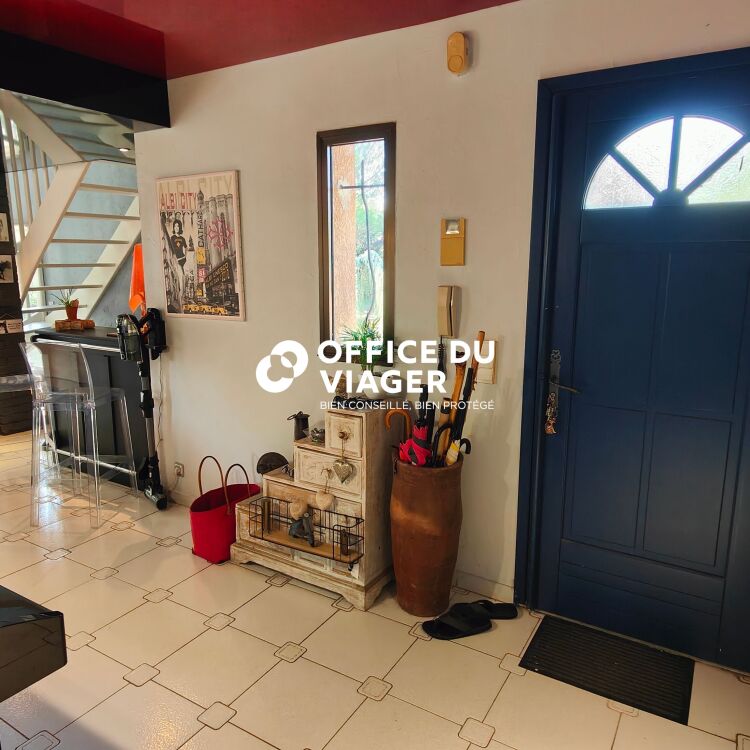 Maison - 5 pièces - 192 m²