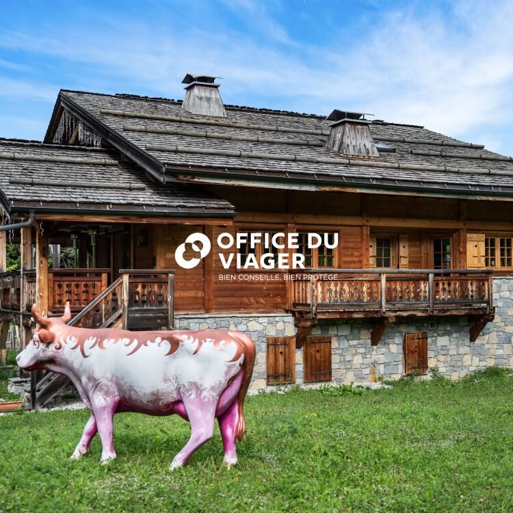 Chalet - 8 pièces - 295 m²
