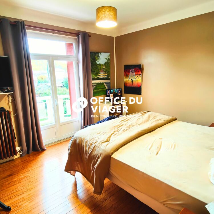 Maison - 6 pièces - 142,21 m²