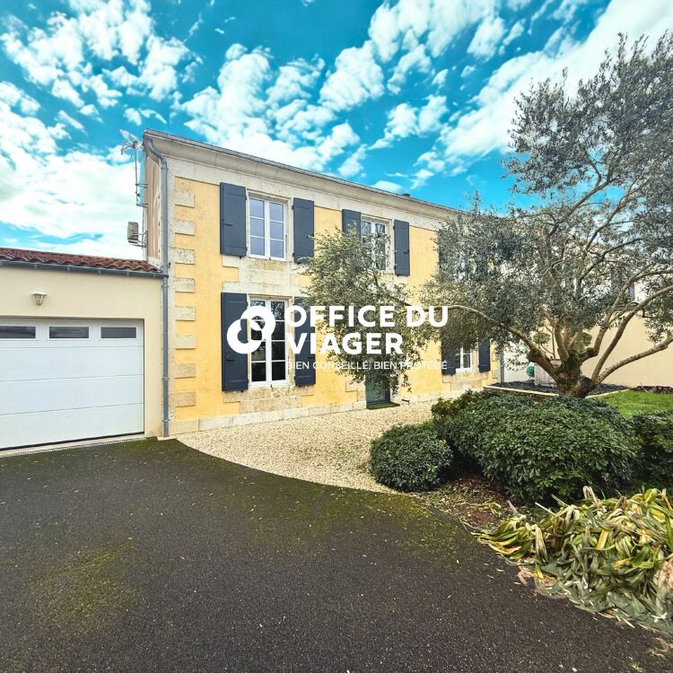 Maison - 5 pièces - 179 m²