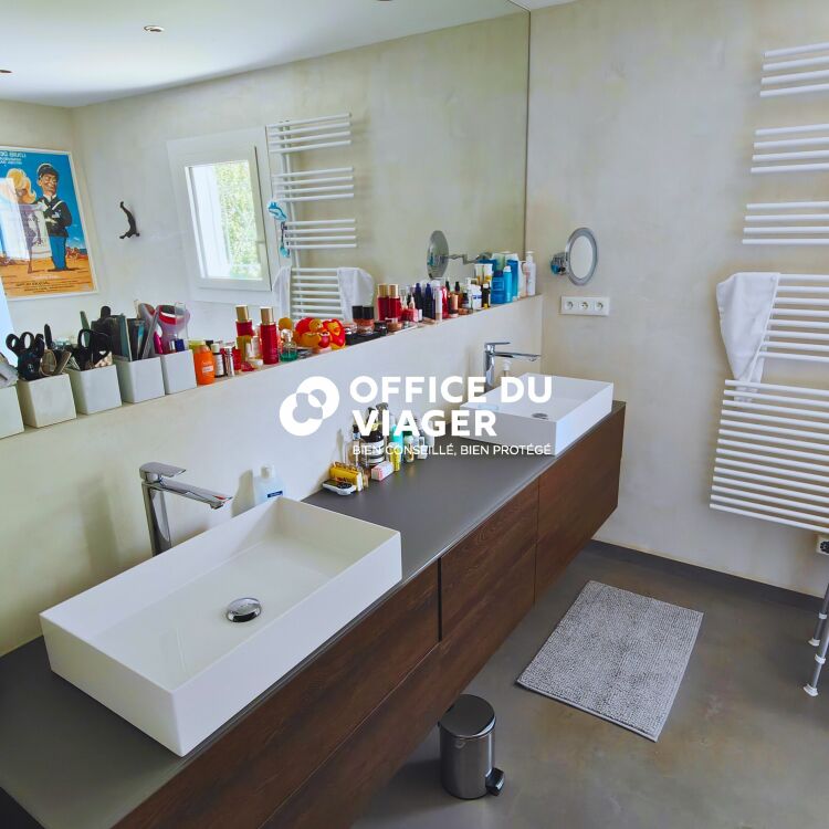 Maison - 5 pièces - 179,49 m²