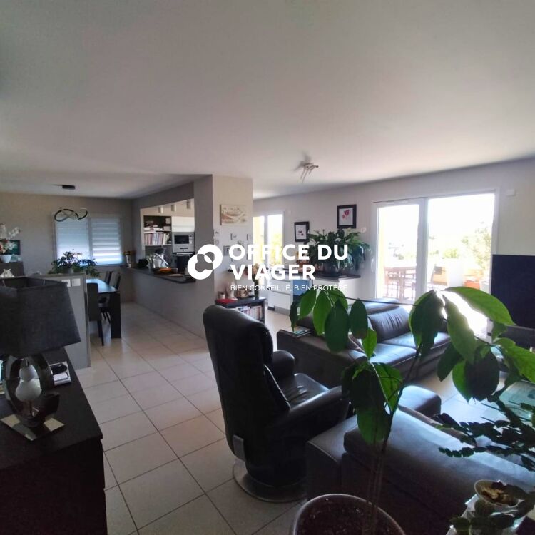 Appartement - 4 pièces - 99 m²