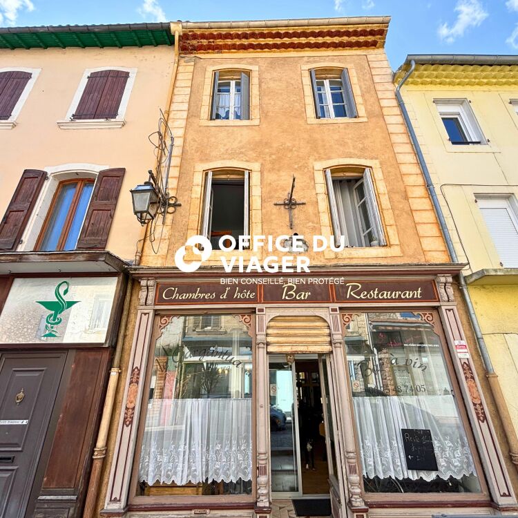 Immeuble - 5 appartements - 233,70 m²