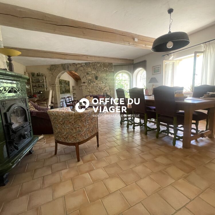 Maison - 5 pièces - 169 m²