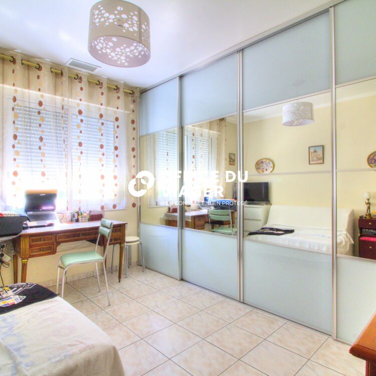 Maison - 7 pièces - 207,38 m²