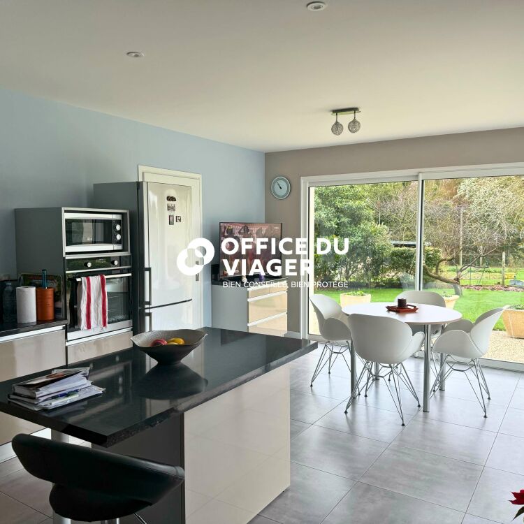 Maison - 5 pièces - 179 m²