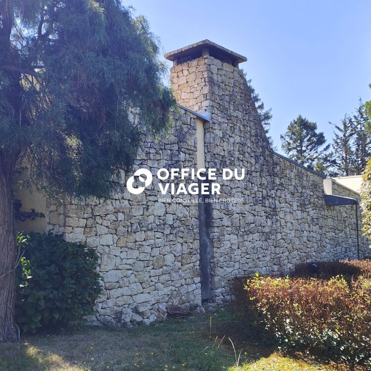 Maison - 6 pièces - 180 m²
