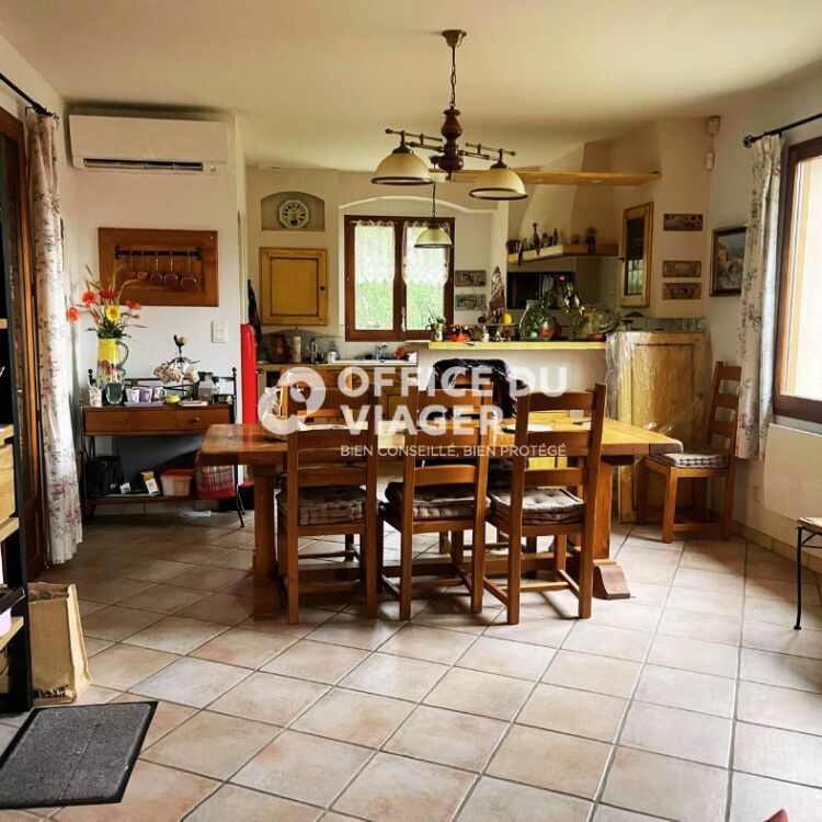 Maison - 6 pièces - 160 m²