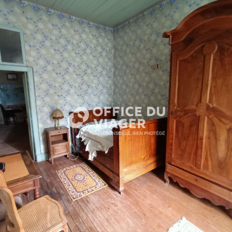Maison - 13 pièces - 446 m²