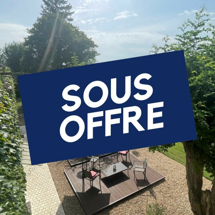 Maison - 7 pièces - 255 m²