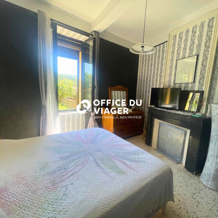 Maison - 6 pièces - 160 m²