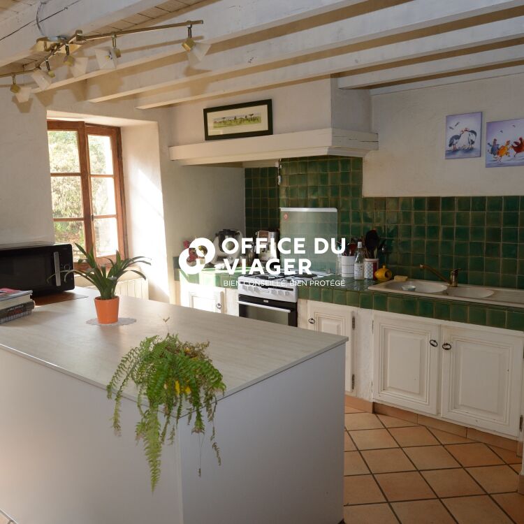 Maison - 6 pièces - 196,03 m²