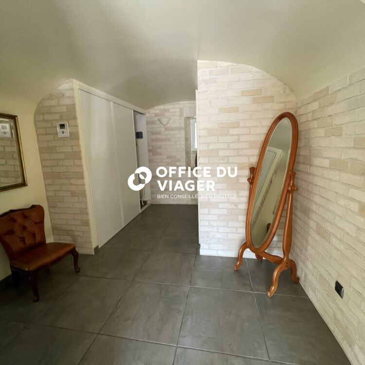 Maison - 5 pièces - 210 m²