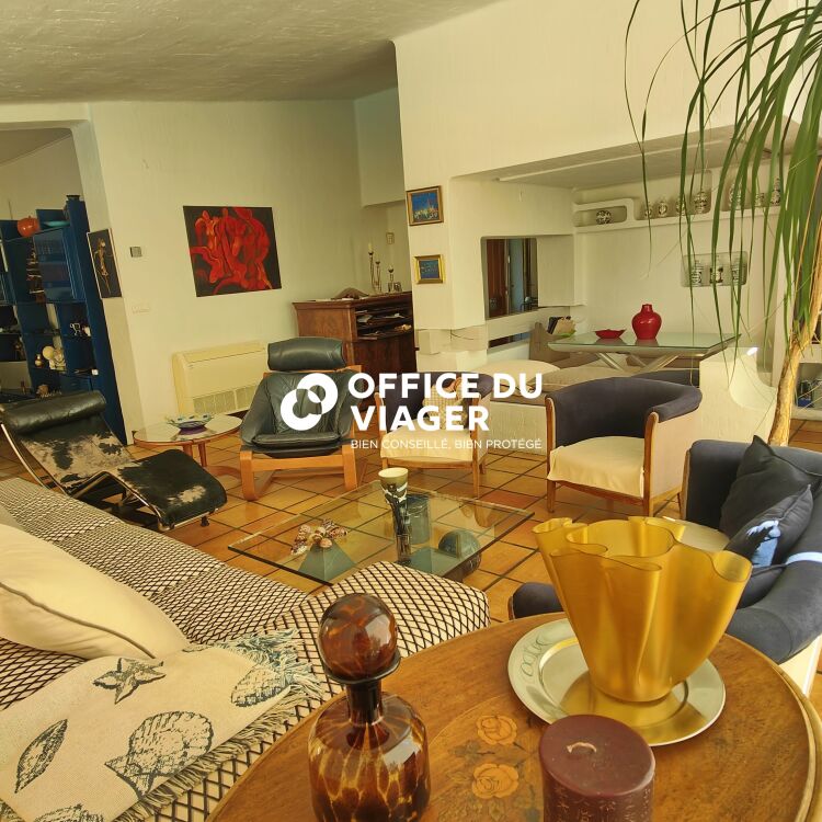 Maison - 6 pièces - 180 m²
