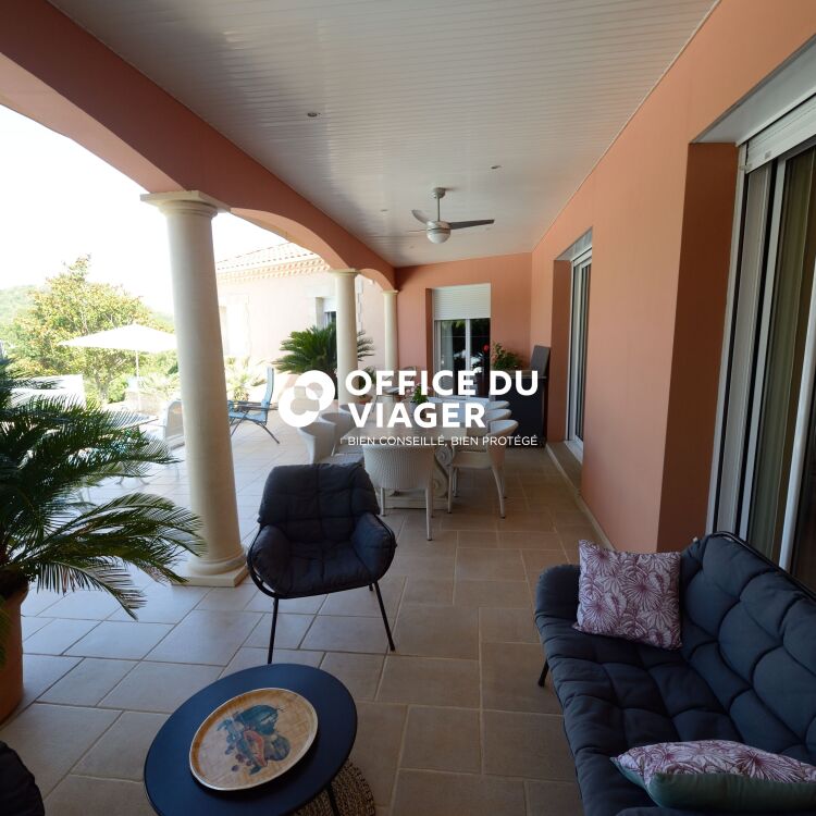 Maison d'exception - 5 pièces - 210,36 m²