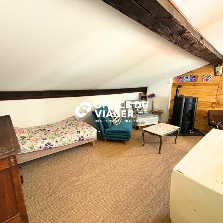 Immeuble - 5 appartements - 233,70 m²