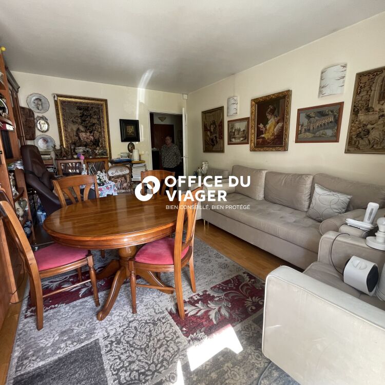 Appartement- 3 pièces - 74,30 m²