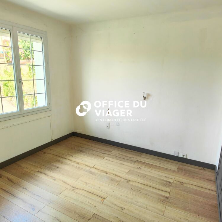 Maison - 8 pièces - 216,63 m²