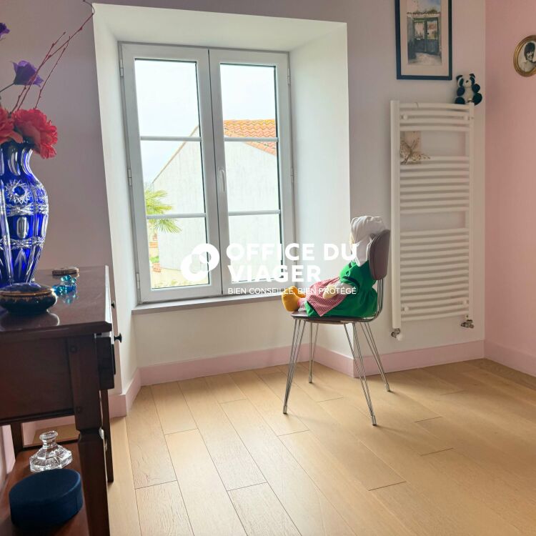 Maison - 5 pièces - 179 m²