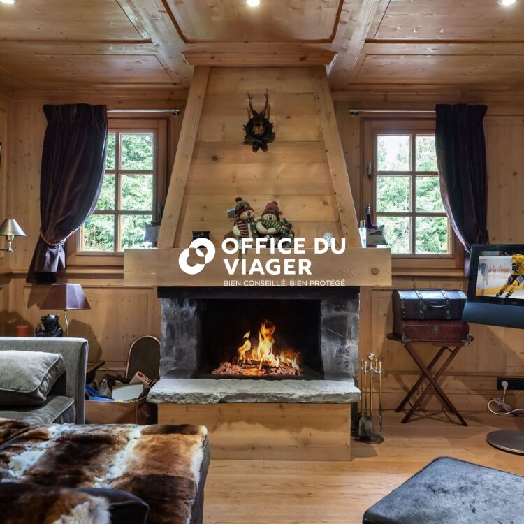 Chalet - 8 pièces - 295 m²