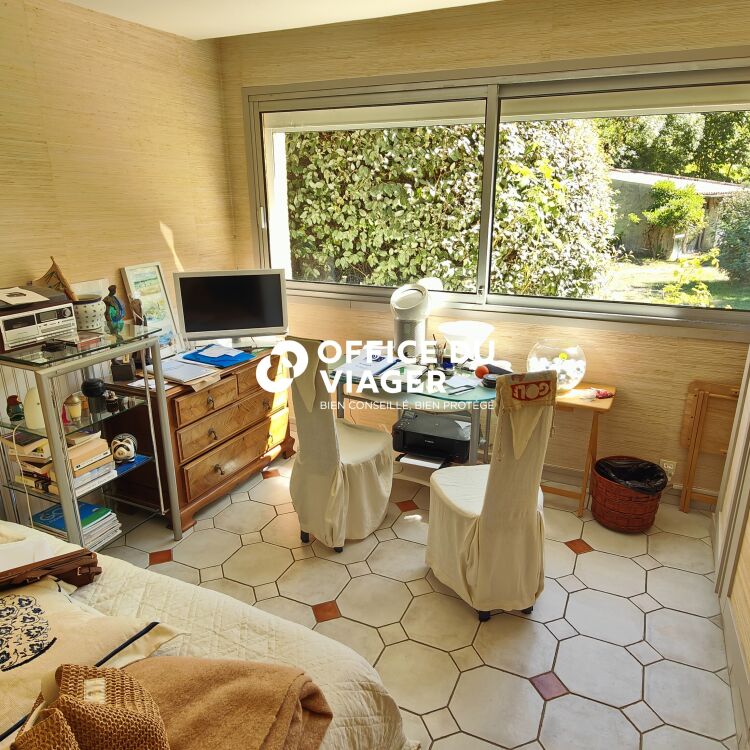 Maison - 6 pièces - 180 m²