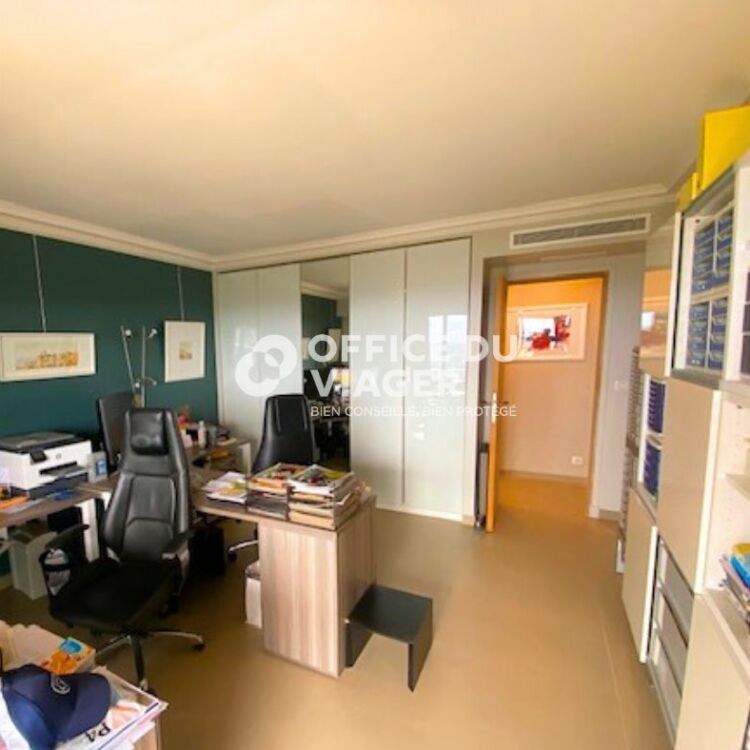 Appartement - 5 pièces - 152 m²