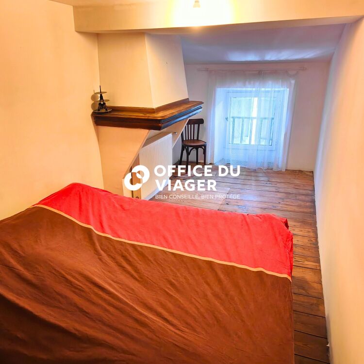 Maison - 6 pièces - 185 m²