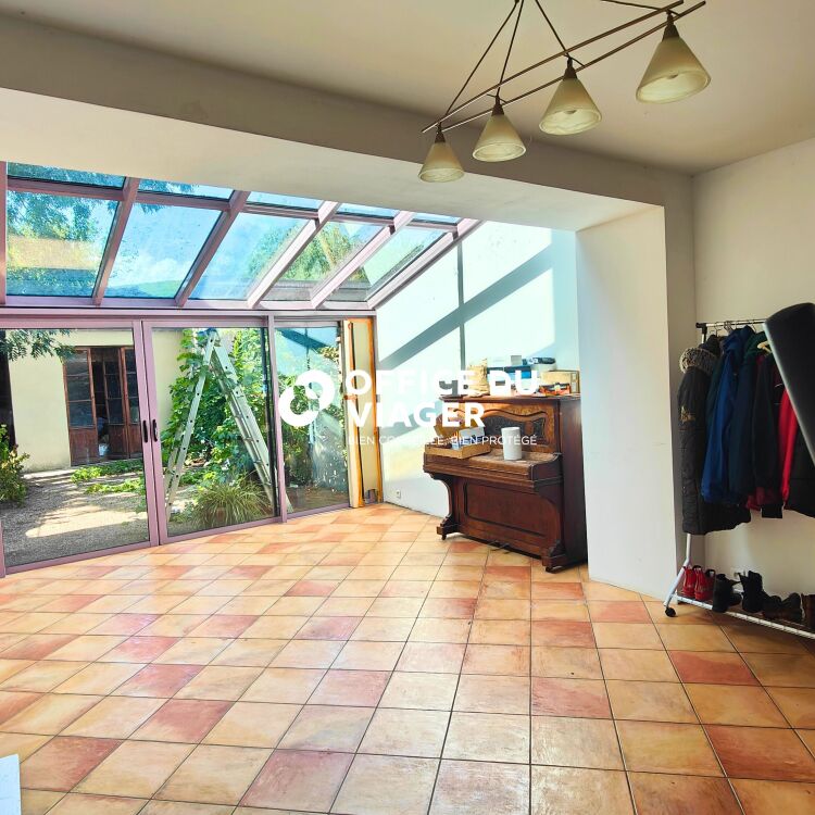 Maison - 6 pièces - 185 m²