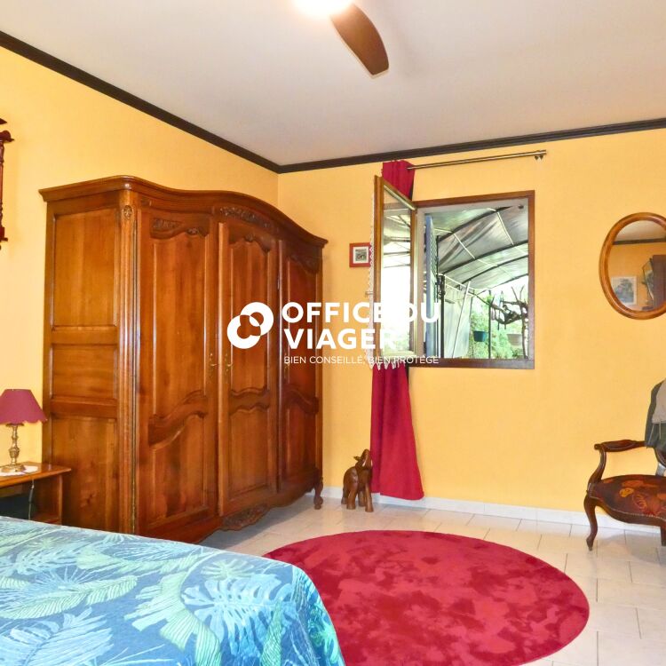 Maison - 8 pièces - 177 m²