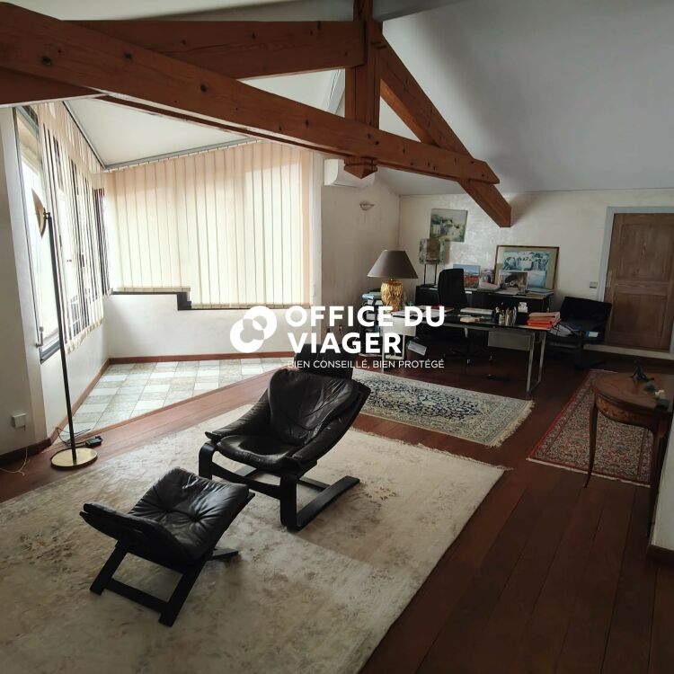 Maison - 6 pièces - 228,35 m²