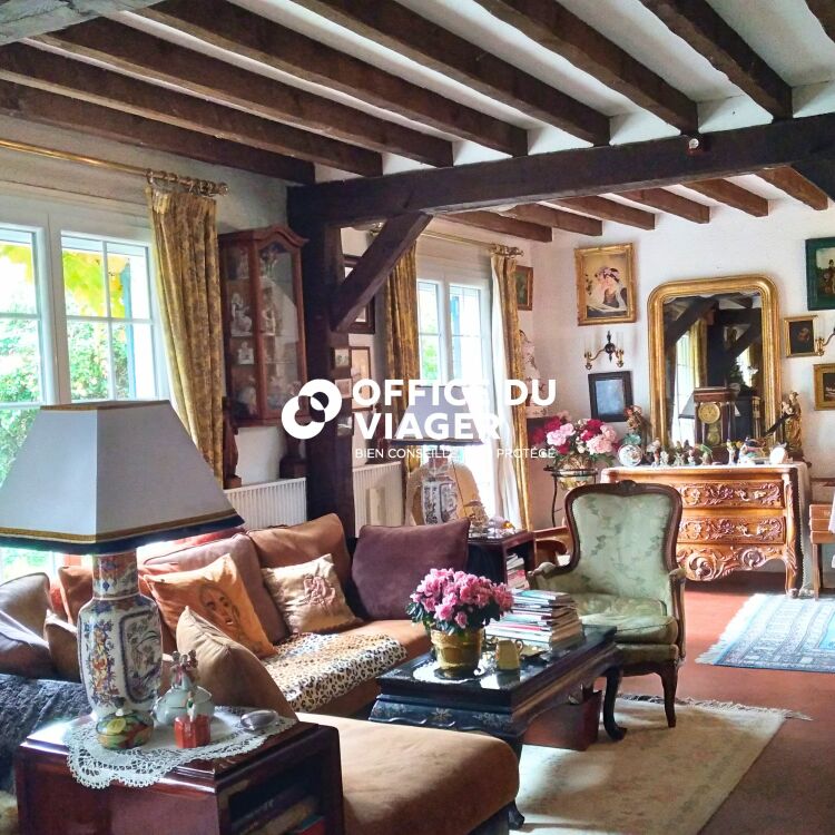 Maison - 7 pièces - 160 m²