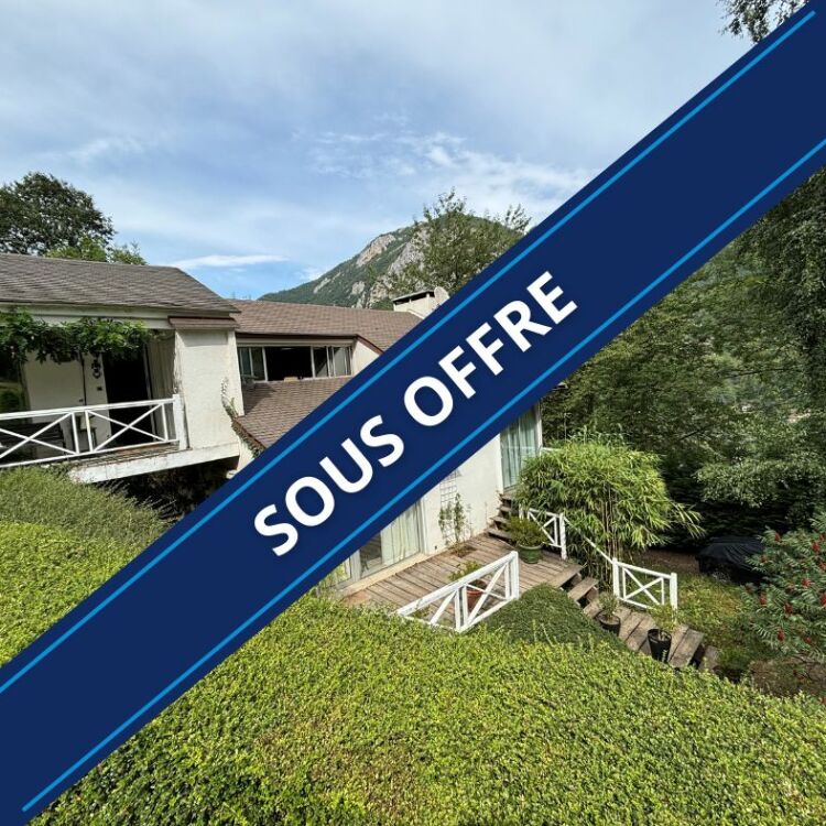 Maison - 5 pièces - 161 m²