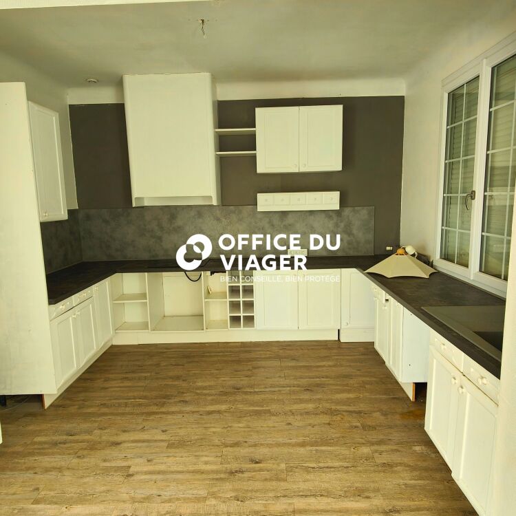 Maison - 8 pièces - 216,63 m²