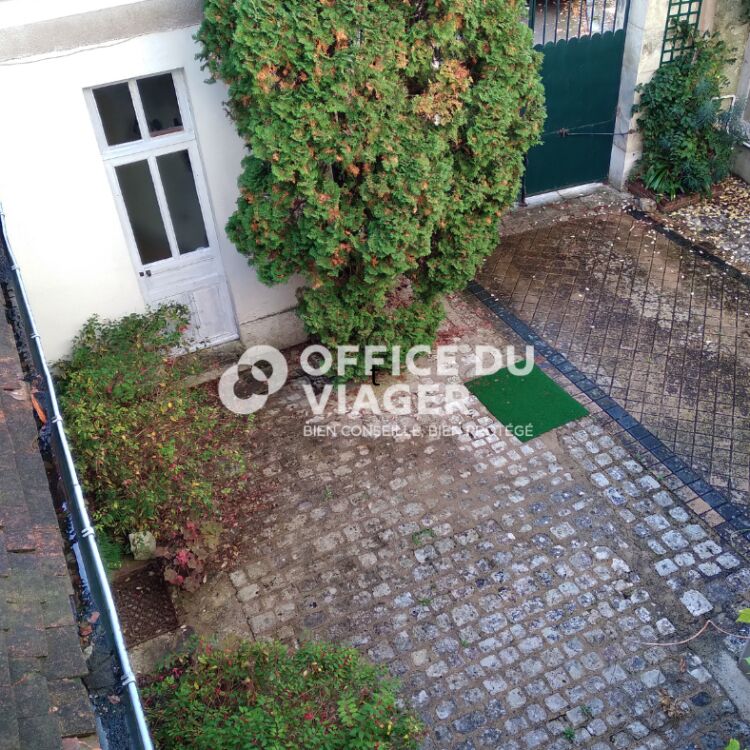 Maison - 12 pièces - 408 m²