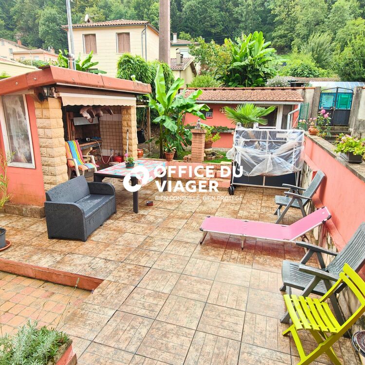 Ensemble 2 maisons - 8 pièces - 160,97 m²