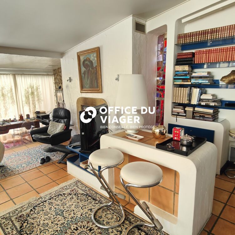 Maison - 6 pièces - 180 m²