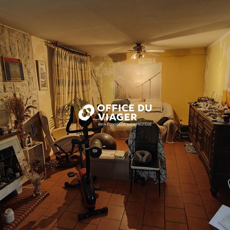 Maison - 9 pièces - 225 m²