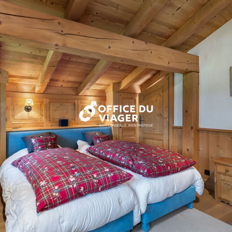 Chalet - 8 pièces - 295 m²