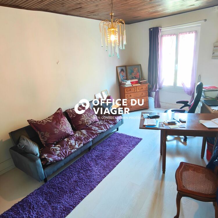 Maison - 6 pièces - 259,82 m²