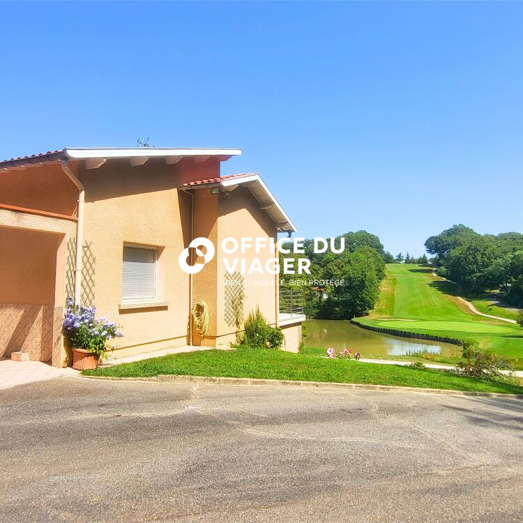 Maison - 7 pièces - 207,38 m²