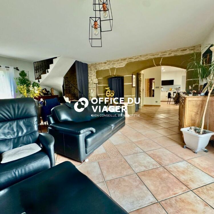 Maison - 4 pièces - 142 m²