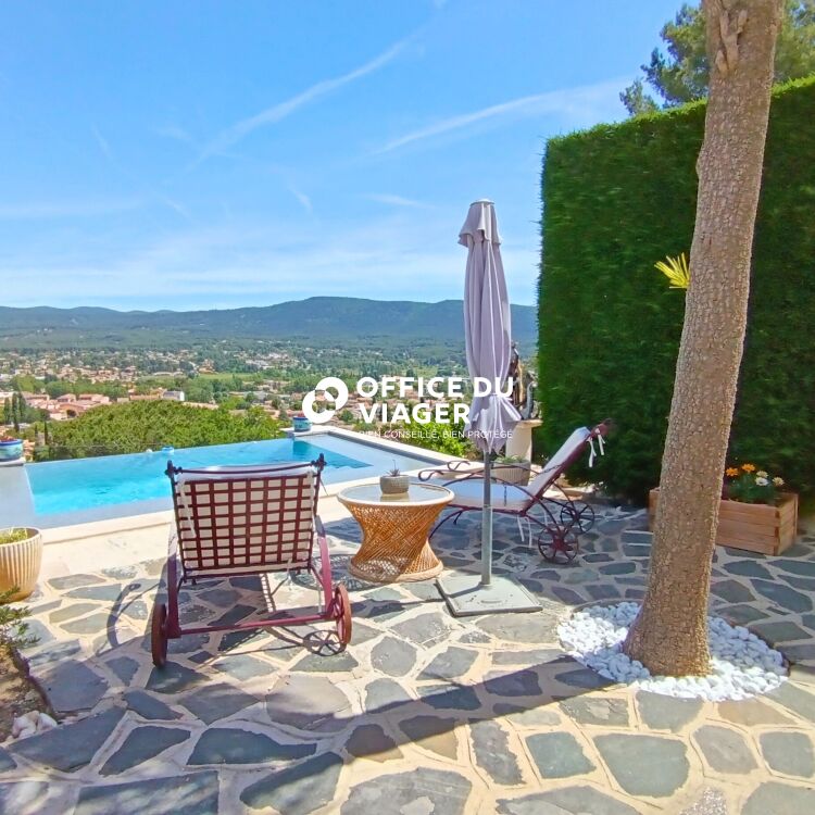 Maison - 5 pièces - 174.51 m²